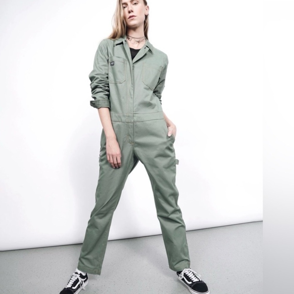 NWT Wildfang Essential Coveralls in Olive XL
